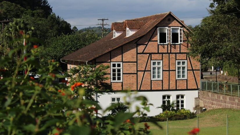 Museu da Hering, que exibe peças históricas e um tear de 1889 ainda em funcionamento/ Museu da Hering