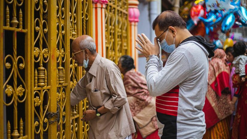 14&ordm;  Bangladesh: Com sua pior colocação até agora no ranking, caindo do 129&ordm; para o 134&ordm; lugar, o que o posiciona Bangladesh como o décimo quarto país mais infeliz do mundo. Tensões sociais e políticas, somadas às dificuldades econômicas, abalaram a confiança da população e ampliaram as incertezas em relação ao futuro do país/ Rezoana Amin Rayna/Pexels