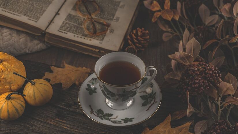 O melhor momento para experimentar o chá de folha de manga é à noite, quando seus efeitos relaxantes são ainda mais perceptíveis / Pixabay