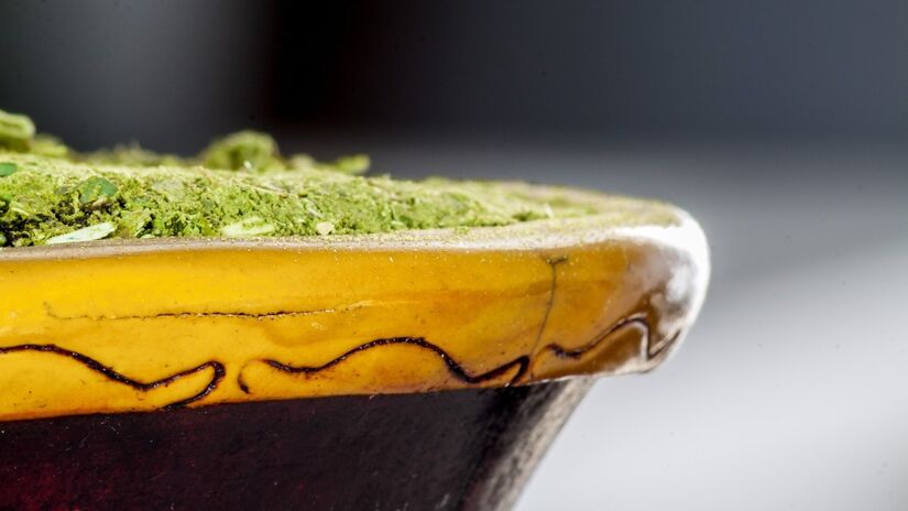 Mate é lei: você vai ver gente com garrafa térmica e cuia em todo lugar. É um ritual sagrado / Pixabay
