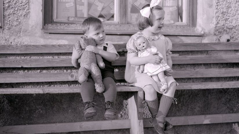 Atenção sustentada: Ler por longos períodos, escrever cartas ou ouvir discos inteiros ajudou a desenvolver maior capacidade de concentração, em contraste com o ritmo fragmentado atual / Pixabay
