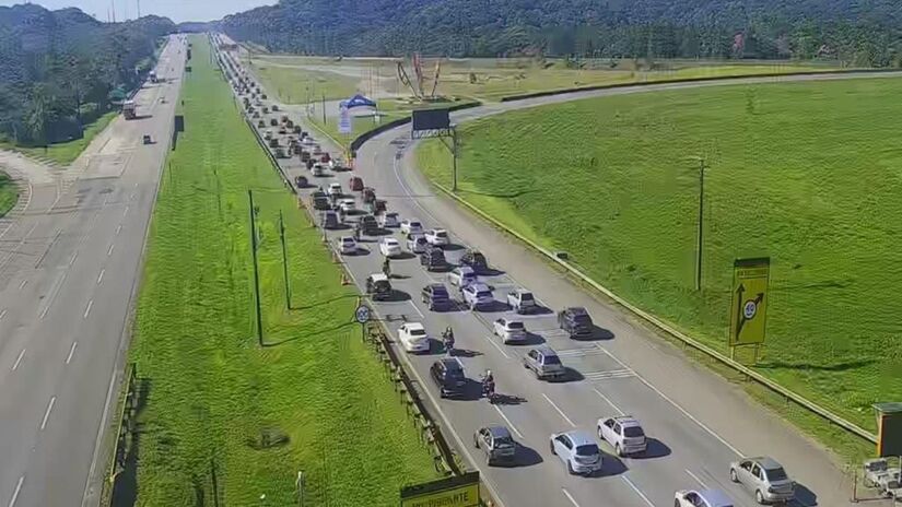 Durante a a&ccedil;&atilde;o, a CET vai monitorar o tr&acirc;nsito, especialmente nos acessos e nas chegadas das rodovias, para garantir a fluidez e a seguran&ccedil;a de motoristas e pedestres (Ecovias/Divulga&ccedil;&atilde;o)