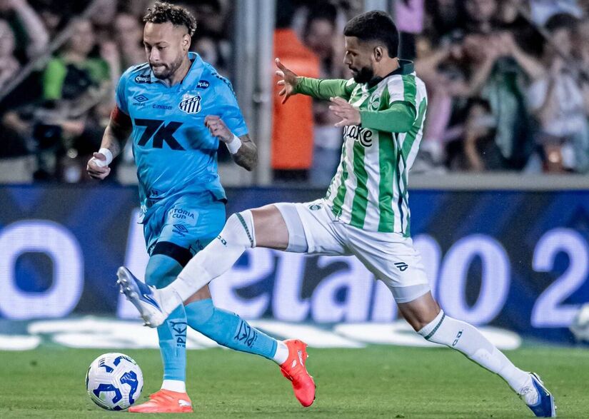 Entre mudanças no comando técnico, oscilações no Brasileirão e decisões duras, o Santos viveu em 2025 uma temporada de superação e retomada/Santos fc