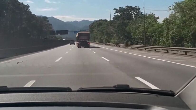 Criada para reduzir o congestionamento das balsas entre Santos e Guarujá / Reprodução Youtube/Ágata Ramos