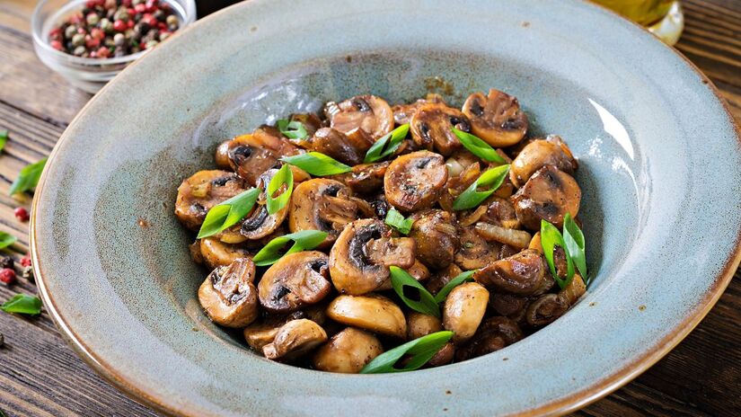 Mogi das Cruzes produz 80% dos cogumelos do Brasil, totalizando 300 toneladas por mês / Freepik/timolina