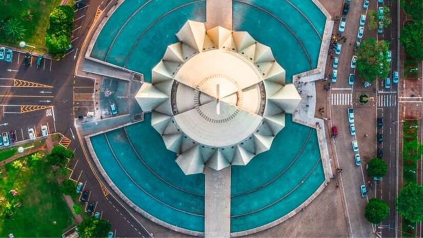 Além da estética, a limpeza urbana impacta a saúde e o bem-estar, com reflexos na qualidade do ar e no cotidiano dos moradores/ Thiago Louzada