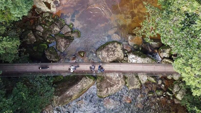 Foi listada pelo The Guardian entre as dez praias mais bonitas do Brasil