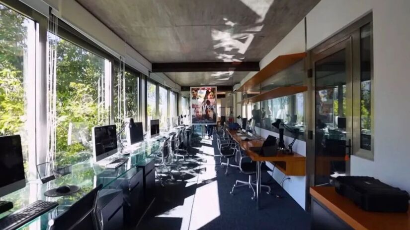 A construção climatizada soma 2 mil m², contemplando espaços projetados para conforto e uso diário