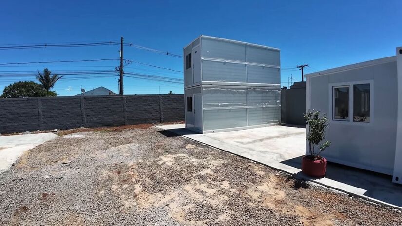 Produção acontece fora do terreno, em ambiente industrial