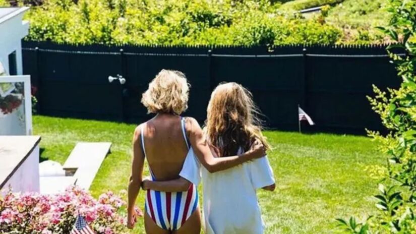 Momentos de descontração nos jardins da mansão à beira-mar marcaram as celebrações privadas da cantora em Rhode Island/ Reprodução Instagram/@taylorswift