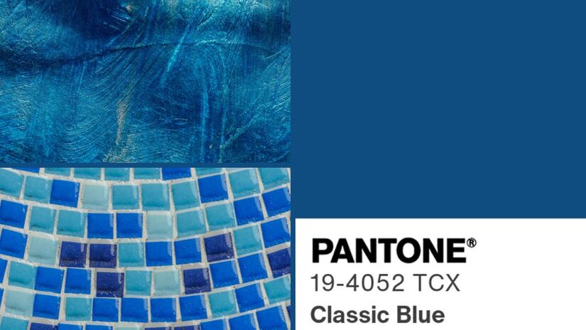 Pessoas que fazem aniversário em janeiro costumam apreciar a simplicidade e o design clássico. Independentemente de serem capricornianos determinados ou aquarianos racionais, valorizam escolhas funcionais e que resistem ao tempo. Não por acaso, se conectam com o Classic Blue, Pantone 19-4052: um tom elegante e sereno, que traduz discrição, equilíbrio e uma presença naturalmente tranquilizadora/ Reprodução Pantone/Karola G/Jessica Lewis/Canva