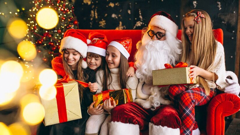 Cada casa tem seu jeito de equilibrar fantasia, tradição e verdade/ senivpetro/Freepik