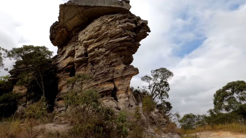 São Tomé das Letras é um destino místico em Minas Gerais conhecido por lendas de seres fantásticos e experiências transcendentais / Reprodução Youtube/Arruma essa mala