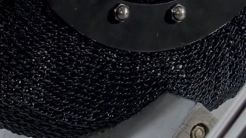 O sistema, chamado Shape Memory Alloy, já foi testado em um carro convencional na Terra