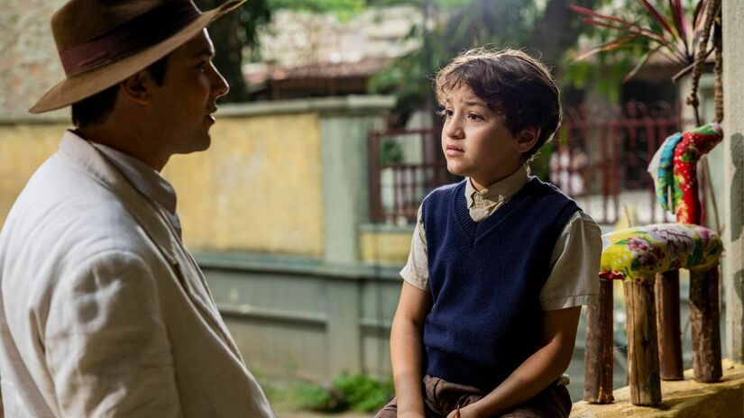 Enquanto todos celebram o reencontro, Sandra e Ernesto seguem tramando novas vinganças/Globo/Gabriel Vaguel