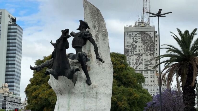Bairros como Recoleta e Puerto Madero garantem experi&ecirc;ncias que v&atilde;o da eleg&acirc;ncia cl&aacute;ssica &agrave; gastronomia moderna