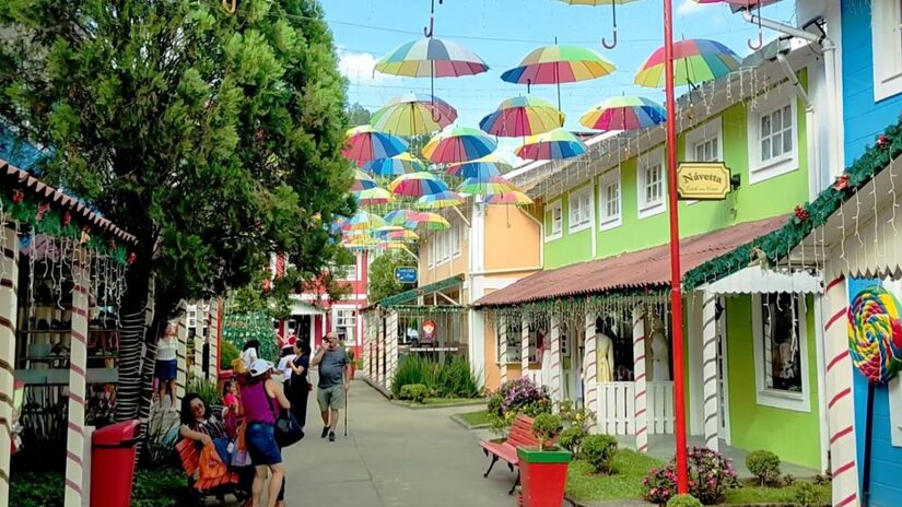 Penedo é conhecido como a "Finlândia Brasileira" devido à presença da única colônia finlandesa do Brasil / Reprodução Youtube/De fora em Juiz de Fora