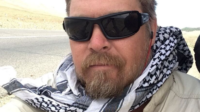 Após atravessar 25 países sem usar transporte motorizado, Bushby se aproxima do fim da jornada histórica/Divulgação