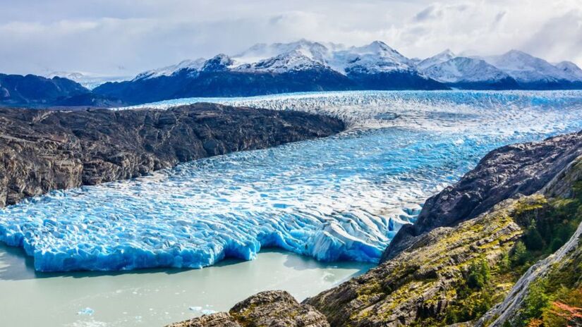 Uma geleira pode levar séculos para se formar, mas desaparecer em poucas décadas. /Getty