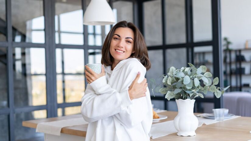 Colocar a si mesmo em primeiro lugar também é uma forma de atrair oportunidades e prosperidade em 2026/ kroshka__nastya/Freepik