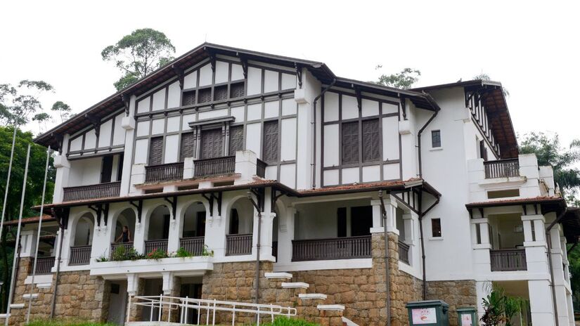 Infraestrutura urbana é fortalecida com novos ônibus, recapeamento e regularização de imóveis/Divulgação