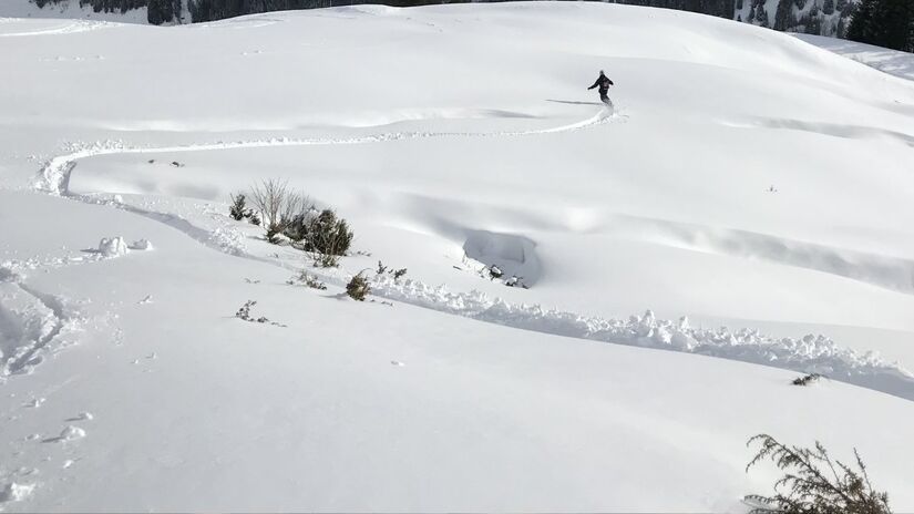 KitzSki, na Áustria, oferece mais de 230 km de pistas que ligam aldeias alpinas como Kitzbühel, Kirchberg e Jochberg / Pixabay 