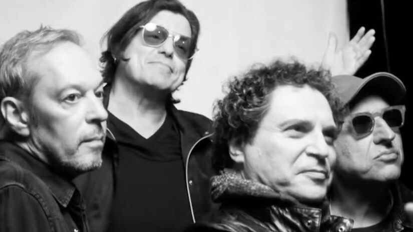 A banda segue ativa há mais de 40 anos, alternando formações e turnês, mantendo forte presença nos palcos do país/Divulgação