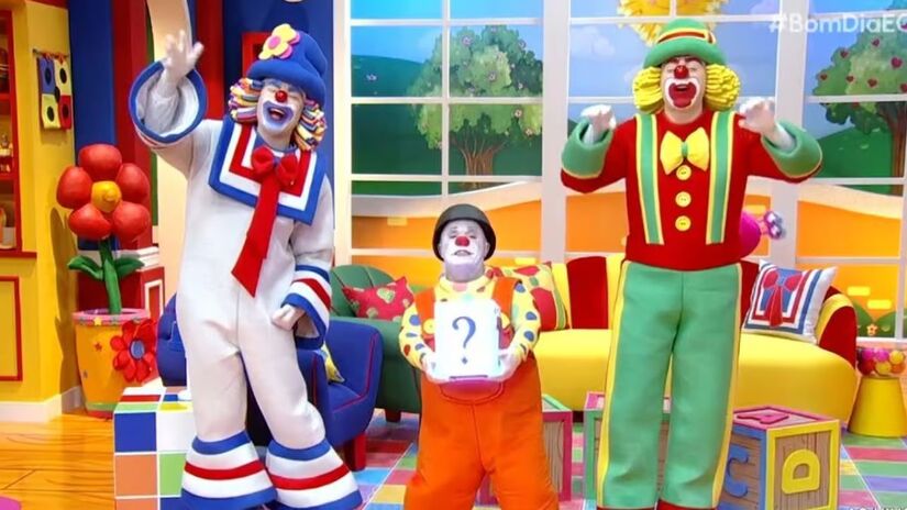 O programa destacou a dupla de palhaços mais popular do país, levando interatividade e brincadeiras ao público infantil/Reprodução