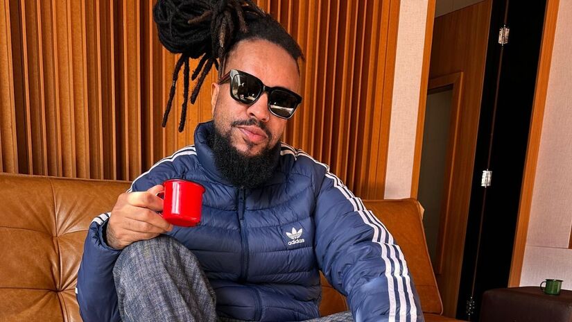 Rael tem parcerias com artistas como Elza Soares, Ivete Sangalo, Emicida e Criolo ao longo da carreira/Reprodução/Instagram