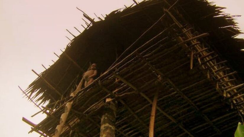 O isolamento geográfico dos Korowai preservou costumes raros e pouco conhecidos pelo mundo /  ~/Wikimedia Commons