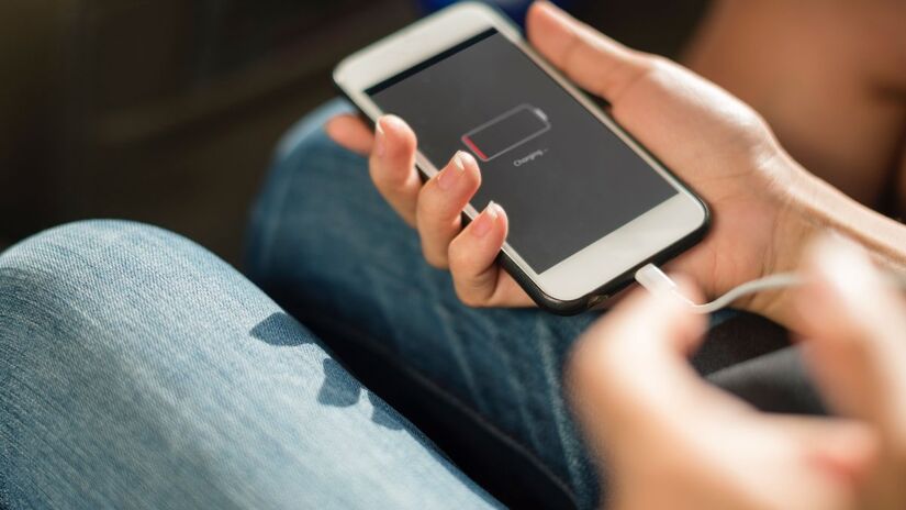 Esse consumo fantasma pode representar até 10% da conta de energia em algumas residências / Pixabay