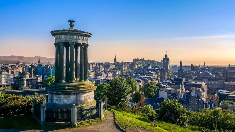 Edimburgo é a única cidade do mundo onde não existem prédios gigantes / Andrew Colin/Wikimedia Commons