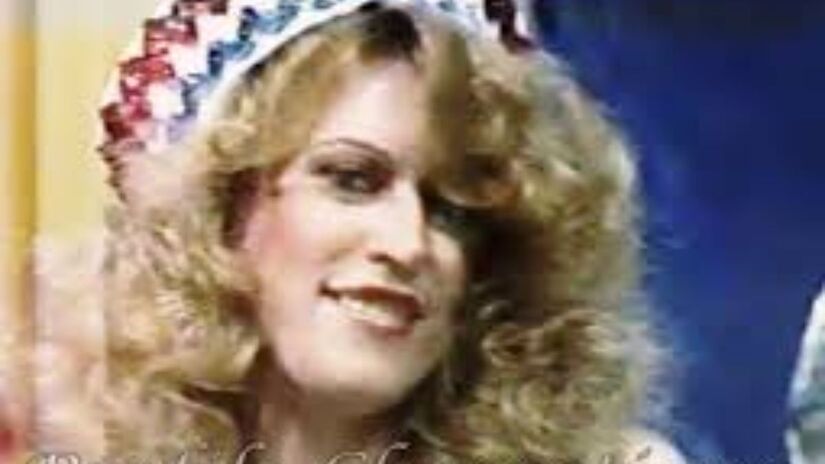 Lia Hollywood, ex-chacrete que marcou a era de ouro da TV brasileira, faleceu após um período de internação devido a um grave ataque em casa/Reprodução