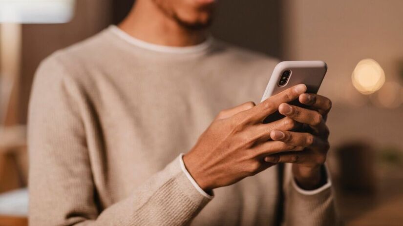 Antes de trocar de celular, tente isso: apagar arquivos em cache pode melhorar a performance ap&oacute;s a atualiza&ccedil;&atilde;o do sistema/Pixabay