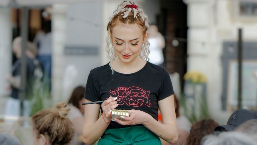 Mas, o "toque humano" volta a ser o ativo mais valioso da gastronomia / Pixabay