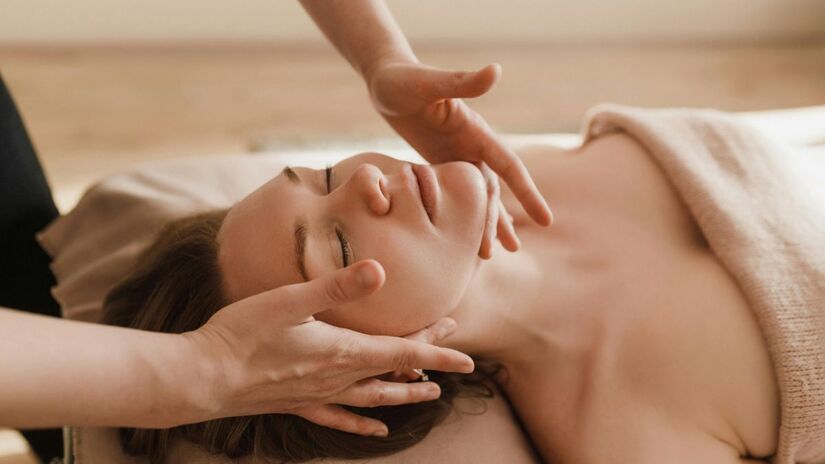 Tratamentos que respeitam a anatomia facial ganham força ao priorizar harmonia, naturalidade e resultados personalizados/ Arina Krasnikova/Pexels