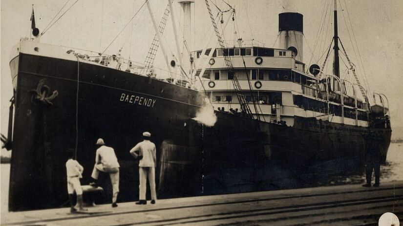 O navio do vinho: a embarcação em Angra dos Reis que guarda milhares de garrafas intactas no fundo do mar/Reprodução