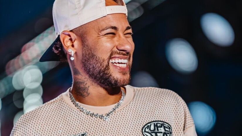 Neymar Jr: O próximo ano tende a ser de avaliação e cautela. A numerologia aponta redução de exposição e decisões importantes longe dos holofotes. Questões físicas e profissionais exigem planejamento, indicando um período menos expansivo e mais estratégico/Reprodução/Instagram