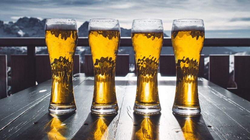 Você sabia que a cerveja já foi chamada de "pão líquido"? Devido aos seus ingredientes e valor nutricional histórico, ela atravessou séculos para se tornar a bebida de consumo social favorita do planeta. Hoje, o panorama mundial está em constante transformação, revelando novos polos de consumo a cada ano / Pixabay
