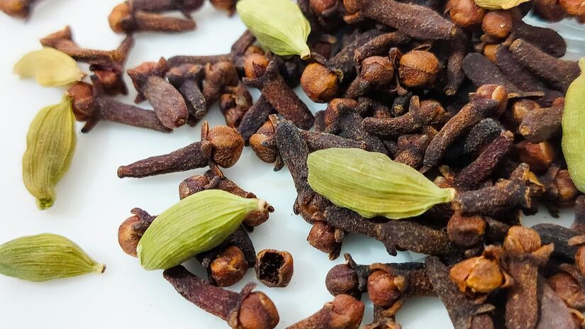 Durante a Idade Média, o cravo-da-índia era usado tanto na culinária quanto na medicina tradicional / Pixabay