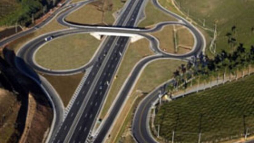 Um verdadeiro tapete para os motoristas: veja os detalhes da estrada que conquistou o título de melhor do Brasil pela CNT/Reprodução