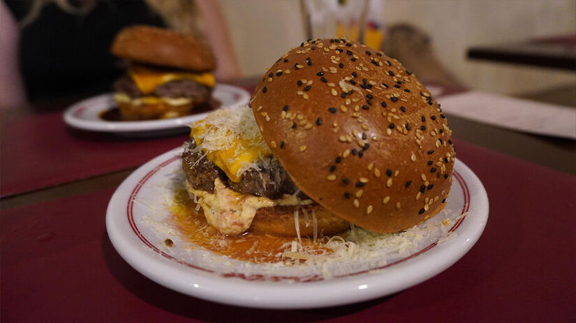 Deli Deli Burguer - Isabella Fernandes/DL