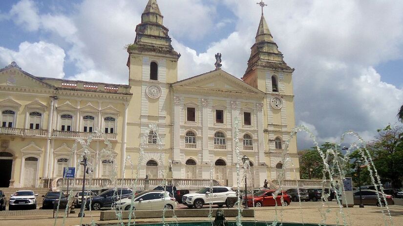 São Luís (MA)  São Luís também tem feriado no dia 8, com celebrações que fazem parte da identidade religiosa e histórica da cidade/ GLandovsky/Wikimedia Commons