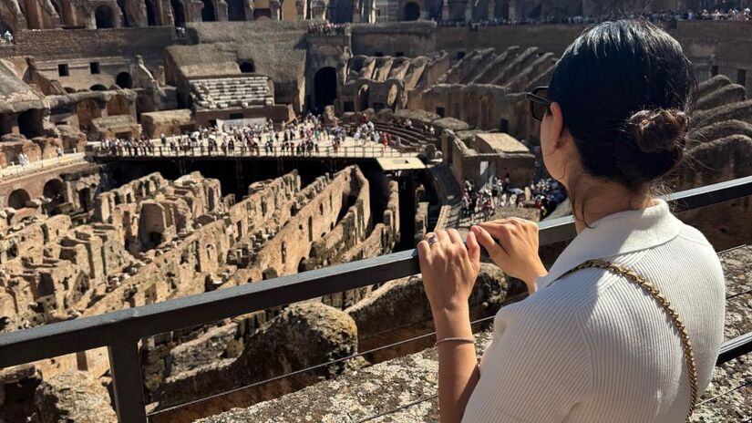 Além da atuação, Sthefany também trabalha como influenciadora digital e cria conteúdos sobre maternidade/Reprodução/Instagram