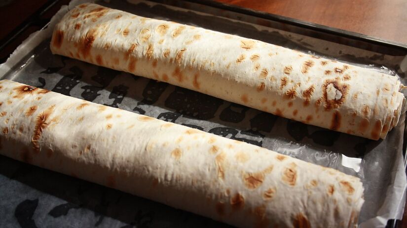 Assadeiras garantem cozimento uniforme e são essenciais para preparar pratos do forno com praticidade / Pixabay