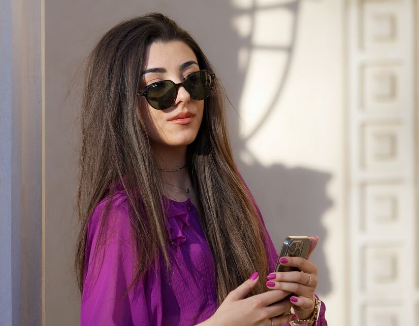 Tradicionalmente associado &agrave; espiritualidade e &agrave; reflex&atilde;o, o roxo tamb&eacute;m simboliza solid&atilde;o e isolamento, e seu uso no r&eacute;veillon pode, segundo cren&ccedil;as, limitar conex&otilde;es sociais e afetivas ao longo do ano. /Pixabay