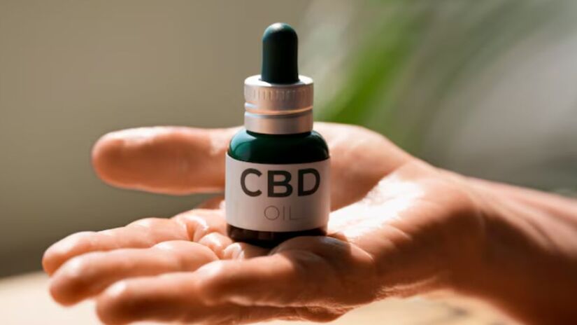 As descobertas podem contribuir para o aprimoramento de medicamentos, especialmente pela produção de compostos como o CBC, associado a efeitos analgésicos e anti-inflamatórios.