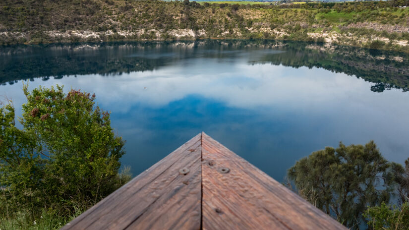 A proibição do contato ocorre porque a água é considerada tapu (sagrada) / Wikimedia Commons/Dietmar Rabich 