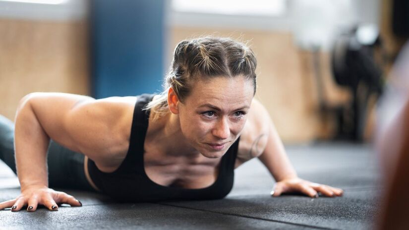 O exercício ajuda a aumentar a resistência muscular sem necessidade de equipamentos / Pixabay