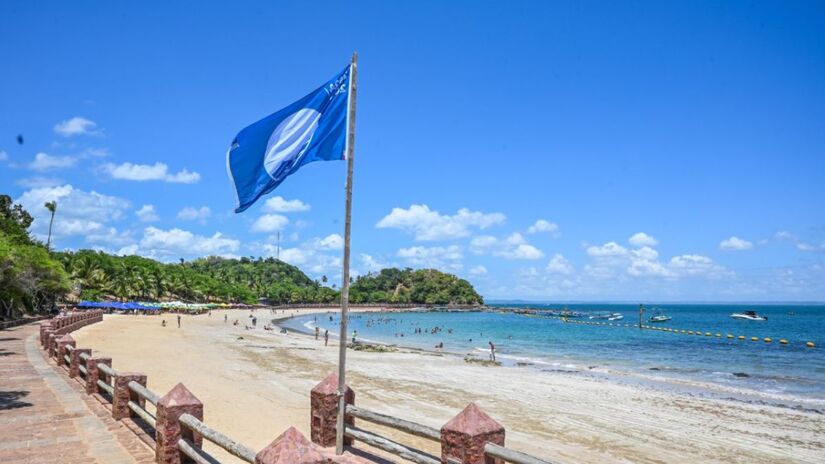 A Ponta de Nossa Senhora de Guadalupe, em Salvador (BA), foi eleita a melhor praia do Brasil. Divulgação